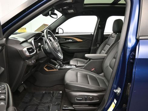 Used 2023 Chevrolet TrailBlazer ACTIV w/ Sun and Liftgate Package image 12