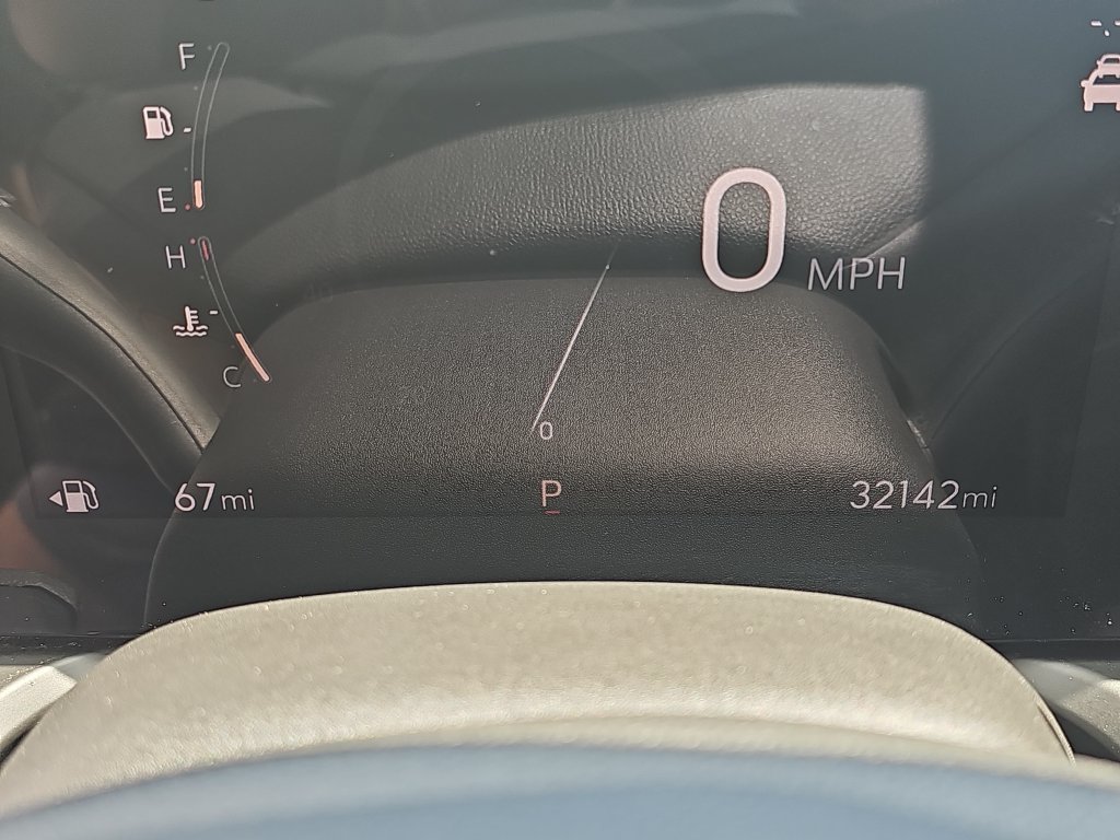 Used 2025 Buick Encore GX Preferred AWD/4WD image 29