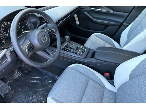 New 2026 MAZDA CX-30 Aire Edition image 10