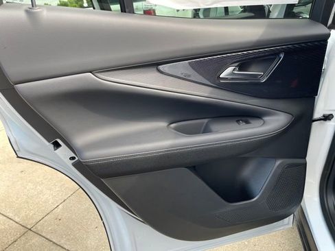 New 2025 Chevrolet Blazer EV LT FWD image 20