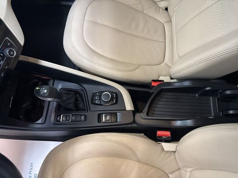 Used 2018 BMW X1 xDrive28i AWD/4WD image 10