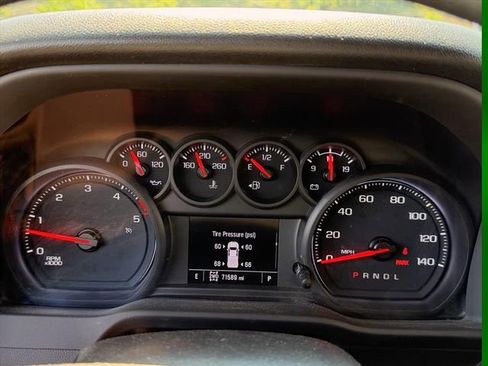 Used 2023 Chevrolet Silverado 2500 Custom w/ Custom Value Package AWD/4WD image 27