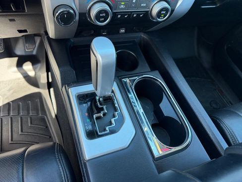 Used 2017 Toyota Tundra Platinum AWD/4WD image 25