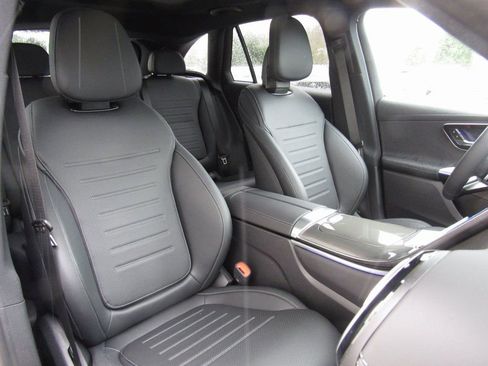 New 2026 Mercedes-Benz GLC 300 4MATIC image 19