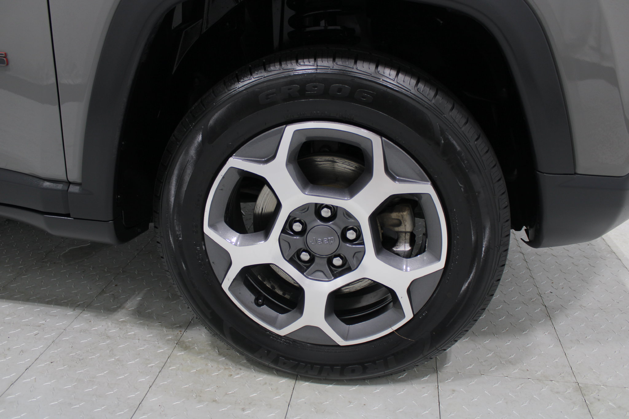 Used 2022 Jeep Compass Trailhawk AWD/4WD image 5