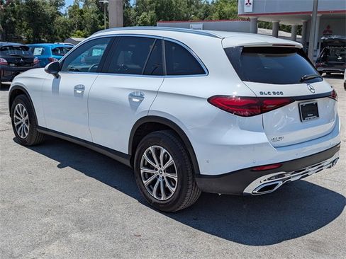 Used 2024 Mercedes-Benz GLC 300 4MATIC image 6