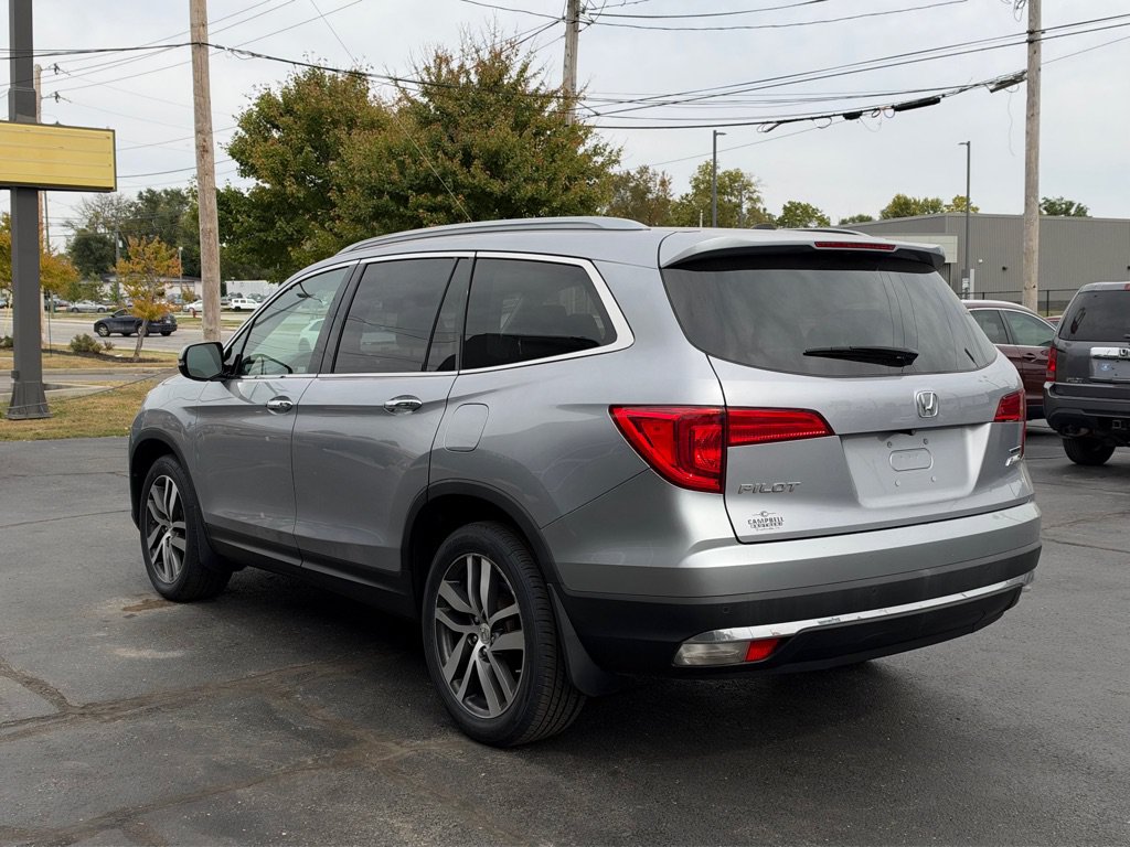 Used 2018 Honda Pilot Touring image 7