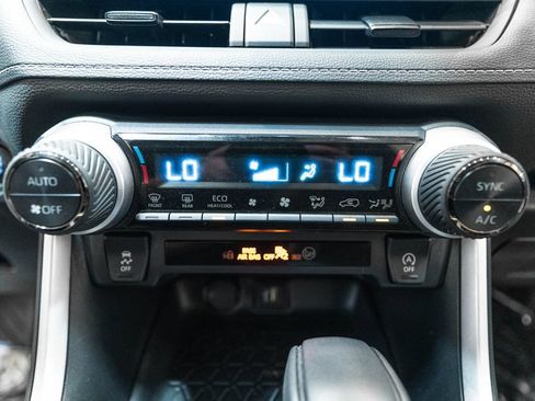 Certified 2025 Toyota RAV4 XLE AWD/4WD image 26