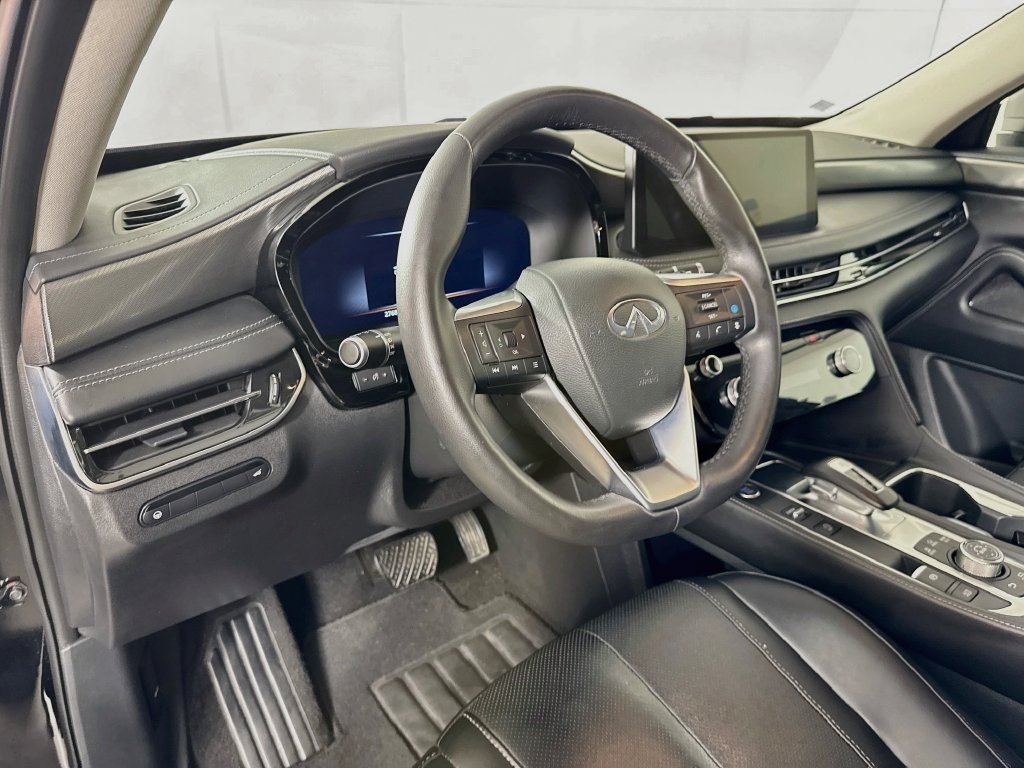 Certified 2024 INFINITI QX60 Luxe w/ Cargo Package AWD/4WD image 12