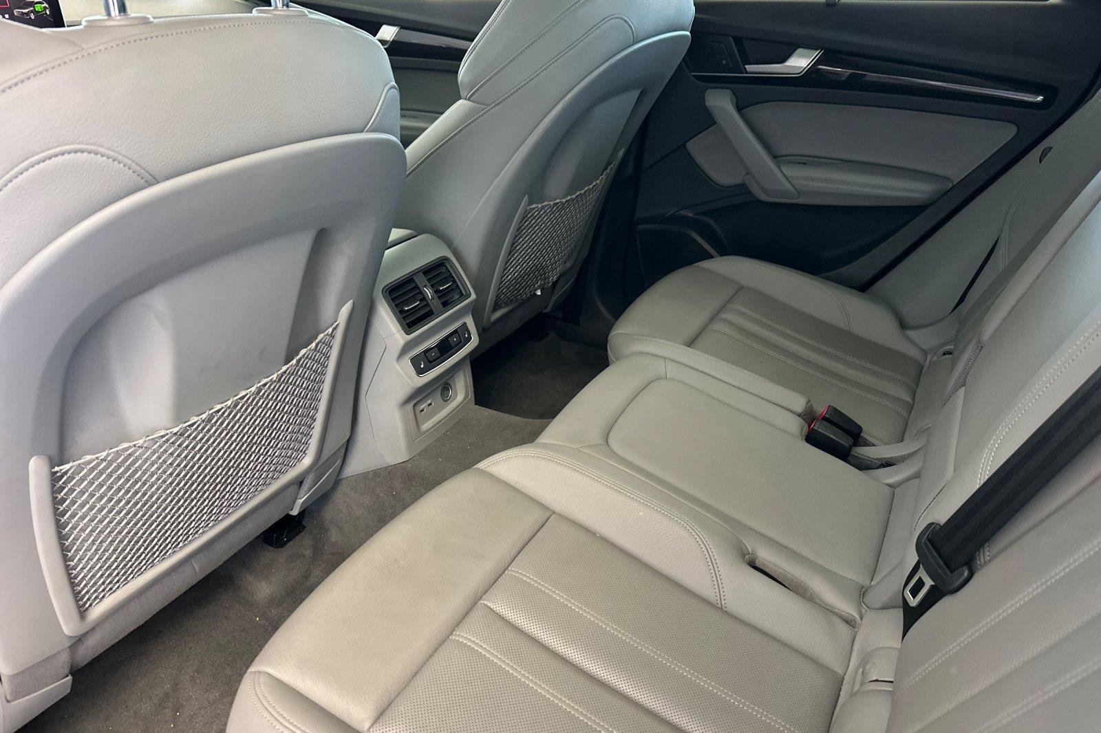 Used 2020 Audi Q5 e Prestige w/ Prestige Package AWD/4WD image 11