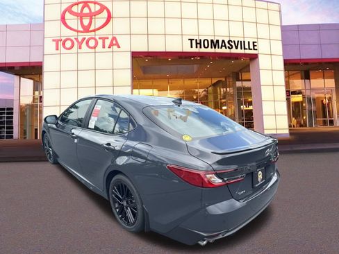 New 2025 Toyota Camry SE image 7