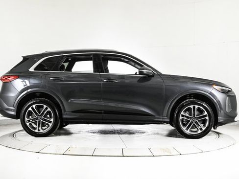 Certified 2025 Audi Q5 Premium Plus w/ Premium Plus image 4