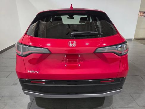 Used 2024 Honda HR-V EX-L image 4