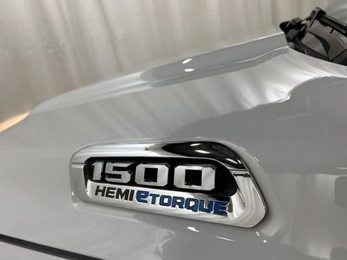 Used 2022 RAM 1500 Big Horn AWD/4WD image 26