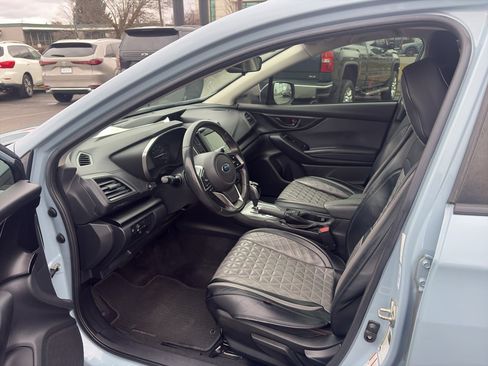 Used 2018 Subaru Crosstrek 2.0i Premium w/ Eyesight System image 12