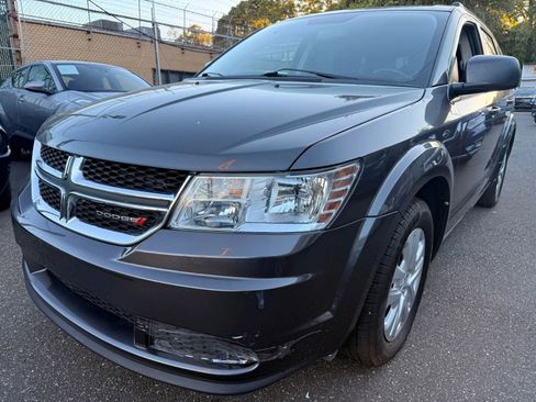 Used 2017 Dodge Journey SE w/ Flexible Seating Group image 31