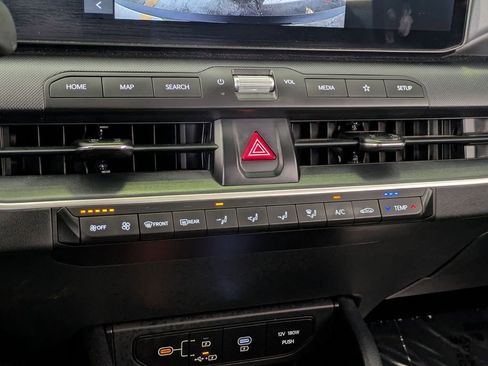 Used 2025 Kia K4 FWD image 17