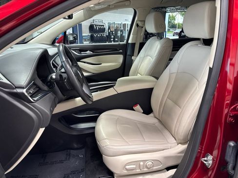 Used 2023 Buick Enclave Essence AWD/4WD image 9
