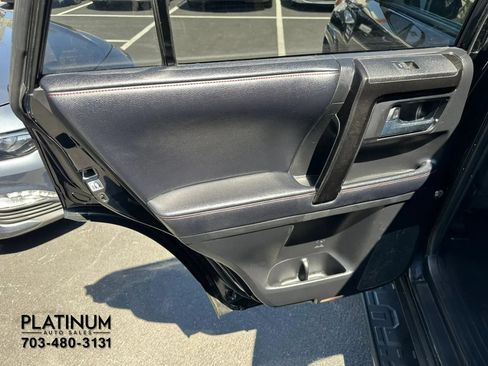 Used 2019 Toyota 4Runner TRD Off-Road Premium AWD/4WD image 16