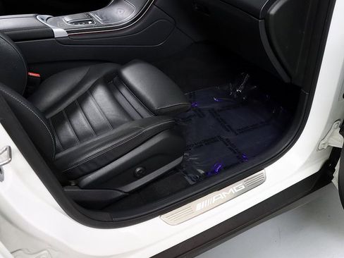 Certified 2022 Mercedes-Benz GLC 43 AMG 4MATIC image 36