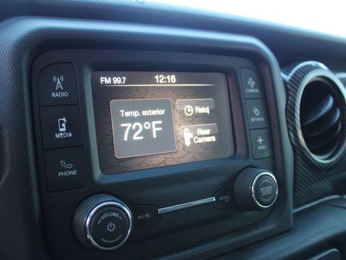 Used 2021 Jeep Wrangler Unlimited Sport AWD/4WD image 20