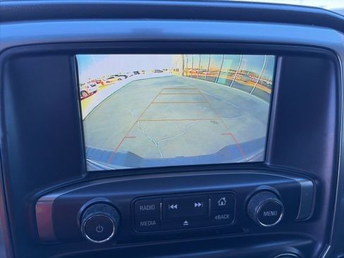 Used 2018 Chevrolet Silverado 1500 LTZ Z71 image 17