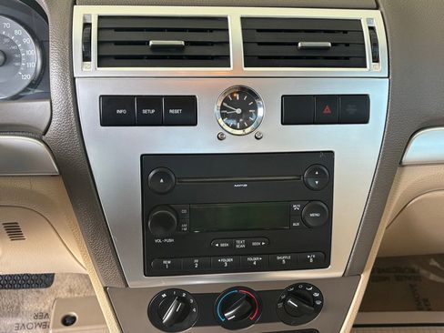 Used 2006 Mercury Milan FWD image 10