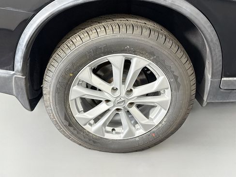 Used 2016 Nissan Rogue SV w/ SV Premium Package image 33