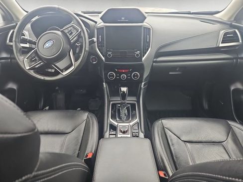 Used 2023 Subaru Forester Touring image 10