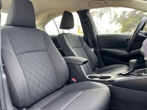 Used 2023 Toyota Corolla LE image 9