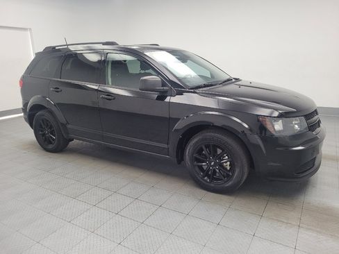 Used 2020 Dodge Journey SE w/ SE Popular Equipment Group FWD image 11