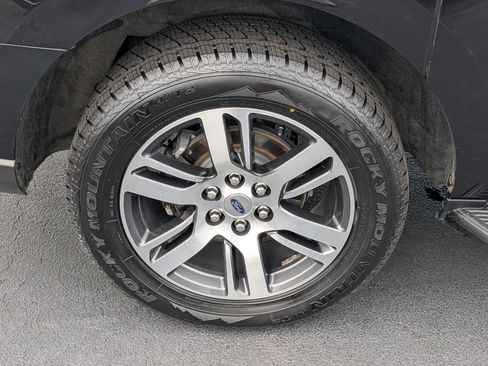 Used 2024 Ford Expedition Max Limited image 28