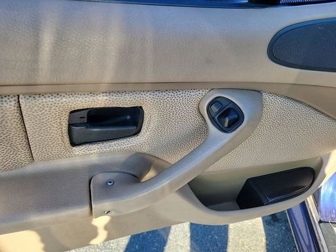 Used 1998 BMW Z3 1.9 image 11