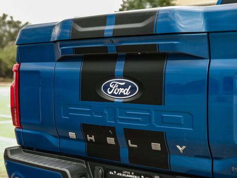 Used 2024 Ford F150 Lariat w/ Equipment Group 502A High AWD/4WD image 15