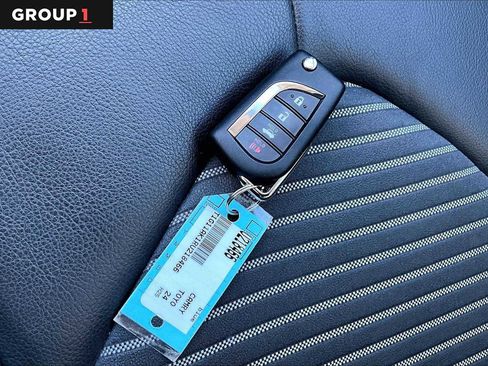 Used 2024 Toyota Camry SE image 15