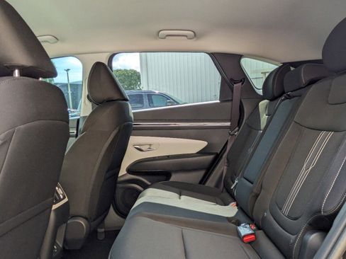 Used 2024 Hyundai Tucson Blue image 12