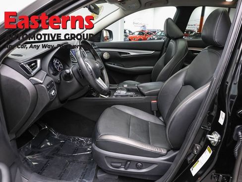 Used 2023 INFINITI QX50 Luxe AWD/4WD image 14