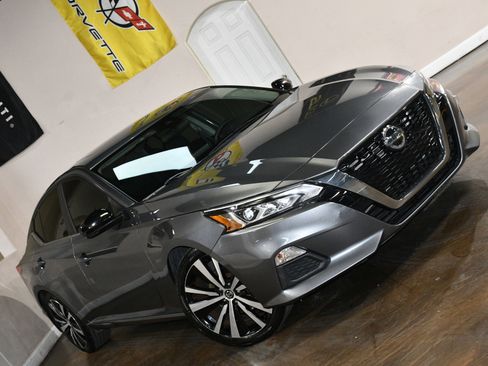Used 2020 Nissan Altima 2.5 SR w/ Premium Package FWD image 77