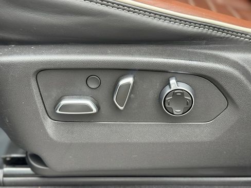 Used 2024 GMC Sierra 1500 Denali Ultimate image 21