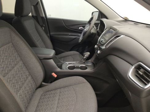 Used 2022 Chevrolet Equinox LT FWD image 21
