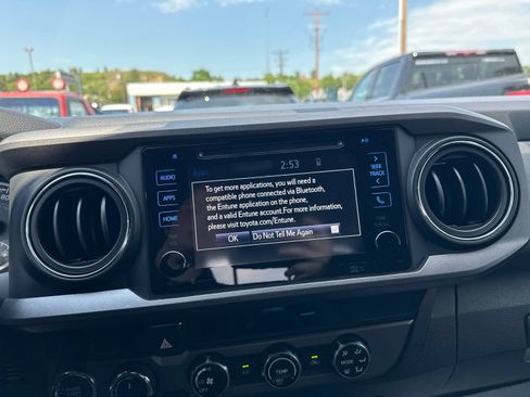 Used 2017 Toyota Tacoma TRD Sport w/ Tow Package (A/T) AWD/4WD image 51