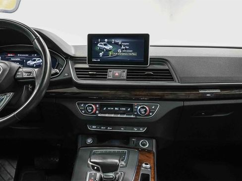 Used 2018 Audi Q5 2.0T Premium Plus w/ Premium Plus Package image 13