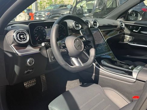 Used 2022 Mercedes-Benz C 300 4MATIC Sedan image 19