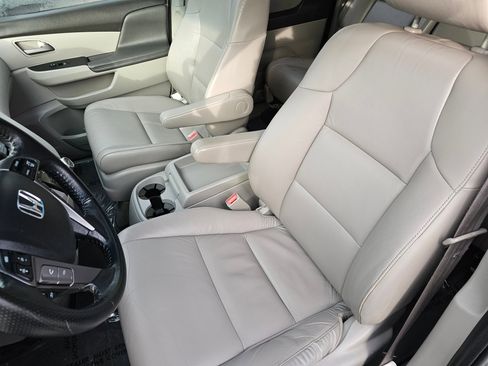Used 2012 Honda Odyssey Touring image 23