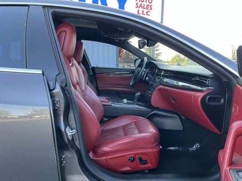 Used 2017 Maserati Quattroporte GTS GranSport image 28