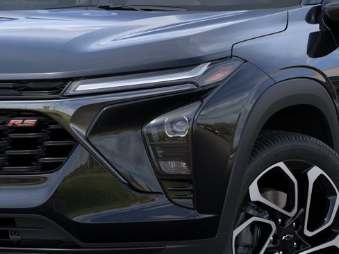 New 2026 Chevrolet Trax RS FWD image 12