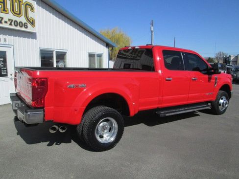 Used 2021 Ford F350 XLT w/ XLT Premium Package image 6