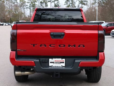 Used 2025 Toyota Tacoma SR5 image 8