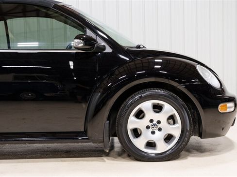 Used 2003 Volkswagen Beetle GLS FWD image 23