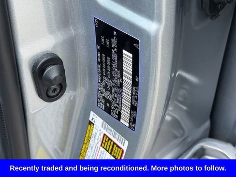 Used 2022 Toyota Highlander Platinum FWD image 20